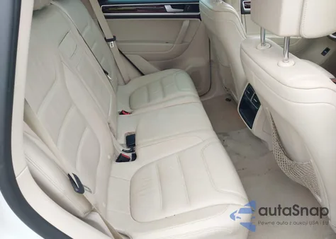 2014 Volkswagen Touareg 3.6L Lux from USA, damaged, VIN WVGEF9BP6ED012796